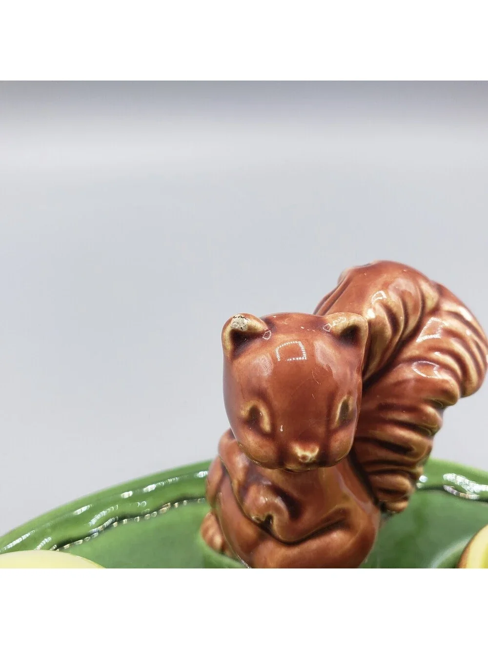 Vintage Squirrel Acorn Salt & Pepper Shakers Tray Green Arcadia Ceramics Calif